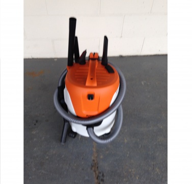 STIHL Wet and Dry Vacuum cleaner 110v. Hire a vacuum cleaner from Jradcliffe Plant Hire in Huddersfield.